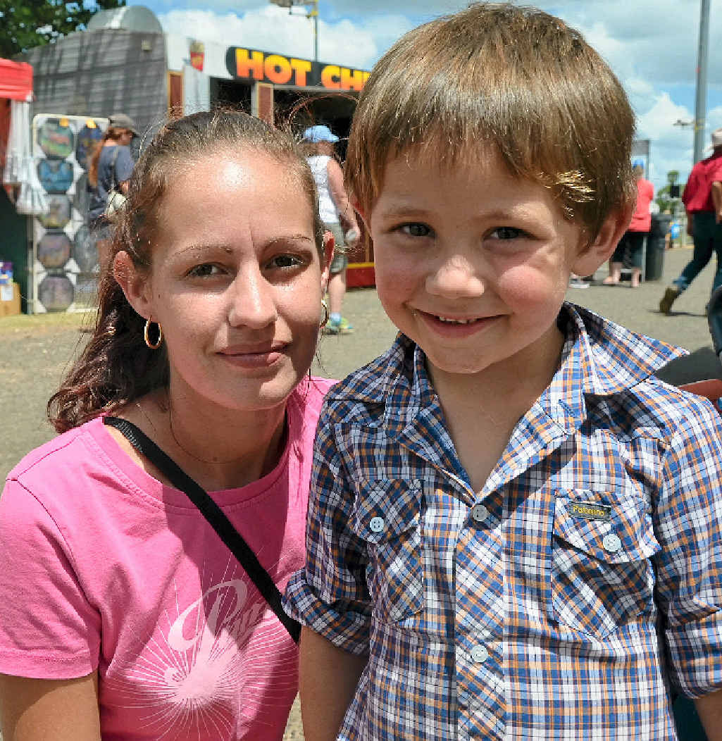 SHOW HIGHLIGHT: Kylie Sly and Tyrese Duncan-Brown enjoy sideshow alley at the Clifton Show at the weekend. SHOW HIGHLIGHT: Kylie Sly and Tyrese Duncan-Brown enjoy sideshow alley at the Clifton Show at the weekend.